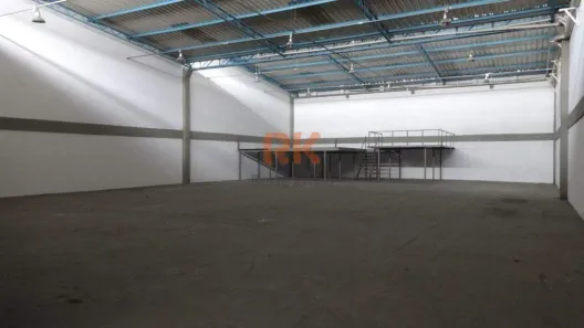Galpão/Depósito/Armazém para alugar, 1100m² no Itapoã, Belo Horizonte