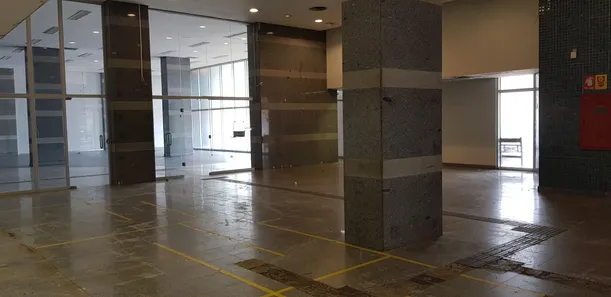Ponto Comercial para alugar, 235m² no Zona Industrial, Brasília