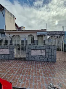 Casa com 5 Quartos à venda, 220m² no Getúlio Vargas, Aracaju