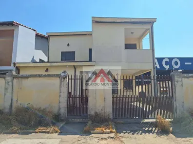 Casa com 4 Quartos para venda ou aluguel, 243m² no Parque São Benedito, Pindamonhangaba