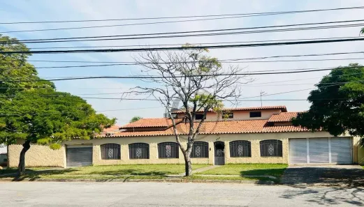 Casa com 3 Quartos para alugar, 340m² no Parque Campolim, Sorocaba