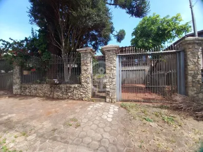 Casa com 4 Quartos para alugar, 420m² no Centro, Cascavel