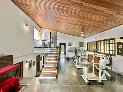 Sobrado com 4 Quartos à venda, 218m² no Chácara Eliana, Cotia