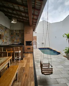 Casa com 3 Quartos à venda, 110m² no Jardim Rebouças, Maringá