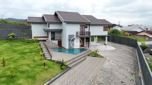 Casa com 3 Quartos à venda, 332m² no Dom Joaquim, Brusque