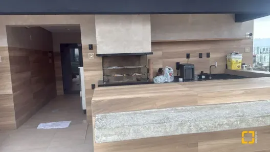 Apartamento com 2 Quartos à venda, 80m² no Canto, Florianópolis