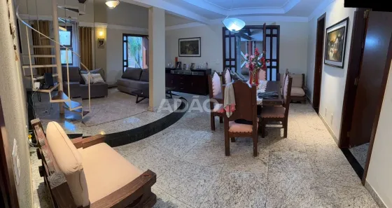 Casa com 4 Quartos à venda, 400m² no Parque Acalanto, Goiânia