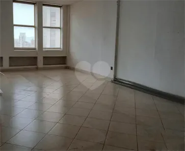 Sala Comercial para venda ou aluguel, 140m² no República, São Paulo