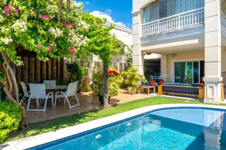 Casa de Condomínio com 4 Quartos à venda, 375m² no De Lourdes, Fortaleza