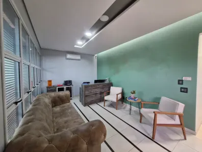 Sala Comercial com 4 Quartos à venda, 120m² no Martins, Uberlândia