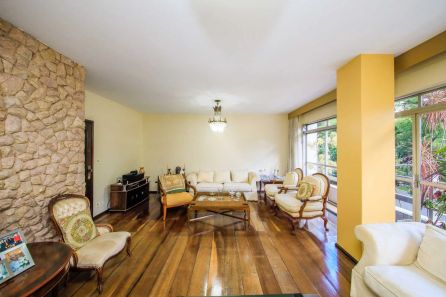 Apartamento com 4 Quartos à venda, 226m² no Centro, Juiz de Fora