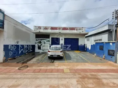 à venda, 600m² no Amambaí, Campo Grande