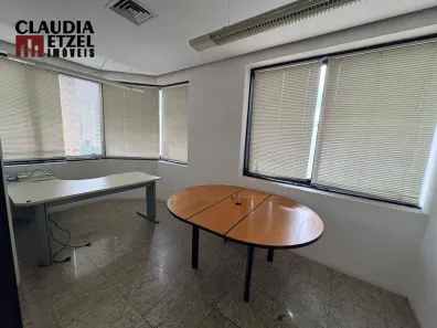 Sala Comercial à venda, 57m² no Itaim Bibi, São Paulo