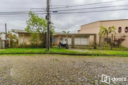Casa com 5 Quartos à venda, 561m² no Vila Assunção, Porto Alegre