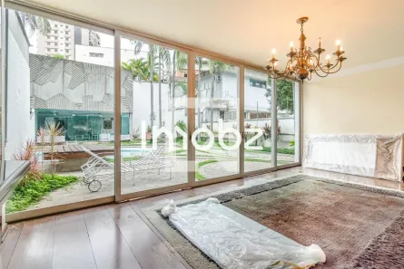 Casa com 4 Quartos à venda, 700m² no Jardim das Bandeiras, São Paulo