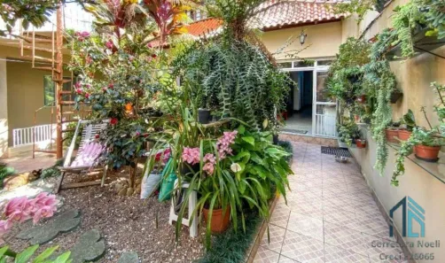 Casa com 6 Quartos à venda, 365m² no Alto da Rua XV, Curitiba