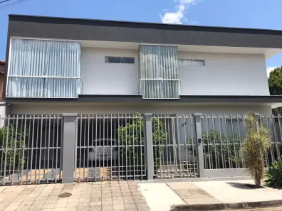 Casa com 3 Quartos à venda, 340m² no Jardim Amália, Volta Redonda
