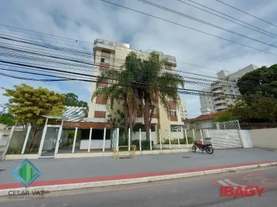 Apartamento com 2 Quartos à venda, 65m² no Córrego Grande, Florianópolis