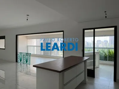 Apartamento com 3 Quartos à venda, 178m² no Jardim das Acácias, São Paulo