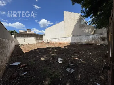 Lote/Terreno à venda, 300m² no Jardim América, Maringá