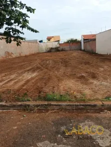 Lote/Terreno à venda, 300m² no Parque Industrial, São Carlos