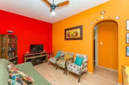Casa com 5 Quartos à venda, 252m² no Santa Cruz, Belo Horizonte