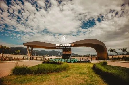 Lote/Terreno à venda, 180m² no Beira Rio, Biguaçu