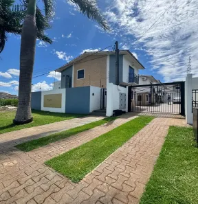 Sobrado com 3 Quartos à venda, 82m² no Canadá, Cascavel