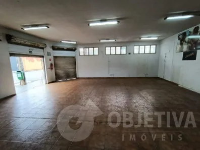 Ponto Comercial para alugar, 120m² no Nossa Senhora Aparecida, Uberlândia