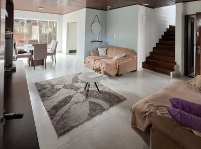 Casa com 3 Quartos à venda, 212m² no Vila Suissa, Mogi das Cruzes