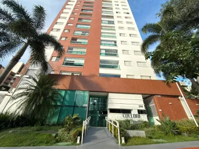 Apartamento com 3 Quartos para alugar, 96m² no Zona 07, Maringá