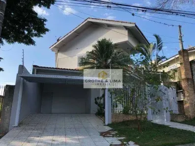 Sobrado com 3 Quartos à venda, 335m² no Jardim América, Jacareí