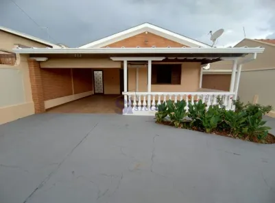Casa com 2 Quartos à venda, 162m² no Jardim Silvânia (Vila Xavier), Araraquara