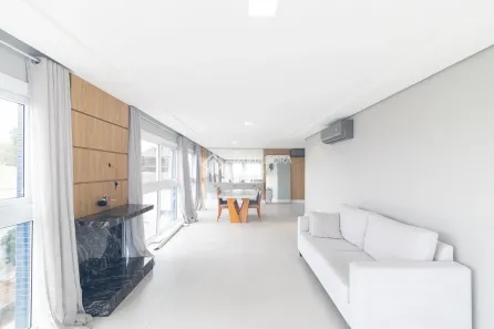 Apartamento com 3 Quartos para alugar, 311m² no Vila Assunção, Porto Alegre