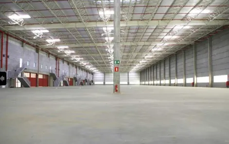 Galpão/Depósito/Armazém para alugar, 6880m² no Quinhaú, Embu das Artes