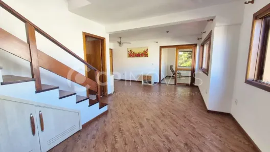 Apartamento com 3 Quartos para alugar, 220m² no Jardim Itu, Porto Alegre