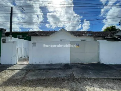 Casa com 3 Quartos para alugar, 80m² no Barro, Recife
