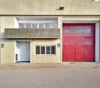 Galpão/Depósito/Armazém para alugar, 675m² no Anchieta, Porto Alegre
