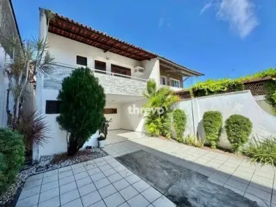 Casa de Condomínio com 3 Quartos à venda, 140m² no Sapiranga-Coité, Fortaleza