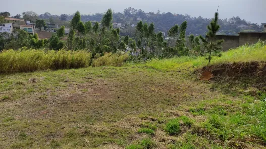 Lote/Terreno à venda, 451m² no Parque Jardim da Serra, Juiz de Fora