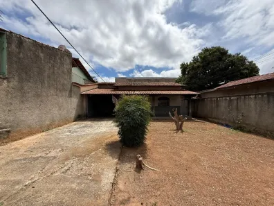 Casa com 3 Quartos à venda, 360m² no Copacabana, Belo Horizonte