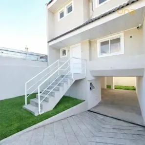 Sobrado com 3 Quartos à venda, 195m² no Uberaba, Curitiba