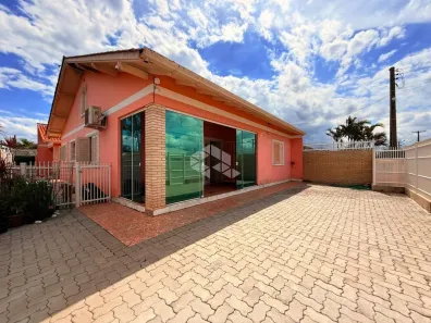 Casa com 2 Quartos à venda, 154m² no Atlantida Sul, Osório