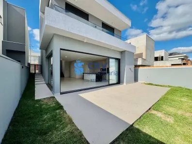 Sobrado com 3 Quartos à venda, 209m² no Conjunto Habitacional Alexandre Urbanas, Londrina