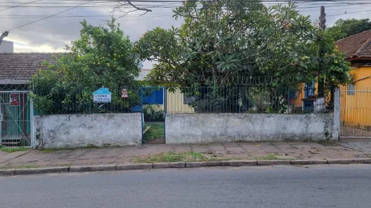 Casa com 2 Quartos à venda, 60m² no Vila São José, Porto Alegre