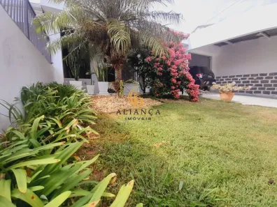 Casa com 3 Quartos à venda, 152m² no Barreiros, São José