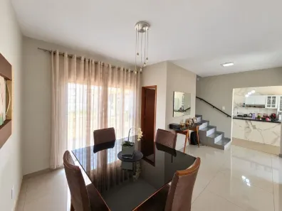 Casa com 3 Quartos à venda, 220m² no Olinda, Uberaba