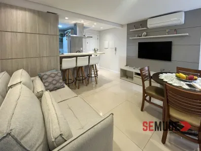 Apartamento com 3 Quartos à venda, 90m² no Balneário, Florianópolis