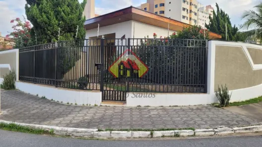 Casa com 4 Quartos para alugar, 300m² no Jardim das Nações, Taubaté