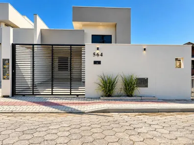 Casa com 2 Quartos à venda, 132m² no Gravatá, Navegantes